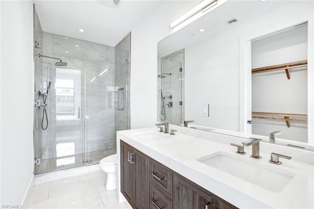 850 Central AVE 207, Naples, FL 34102