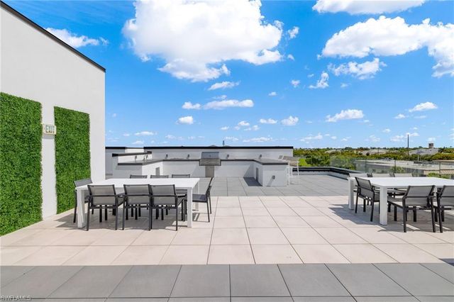 850 Central AVE 207, Naples, FL 34102