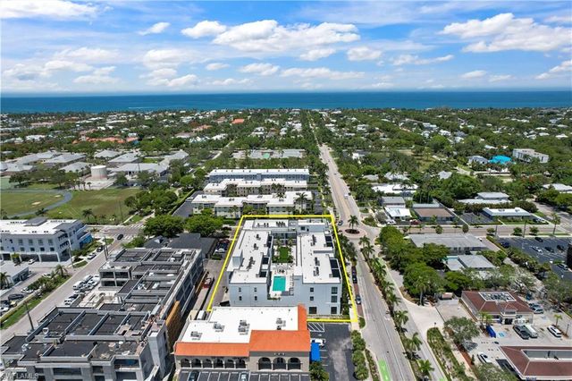 850 Central AVE 207, Naples, FL 34102