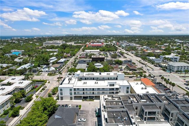 850 Central AVE 207, Naples, FL 34102