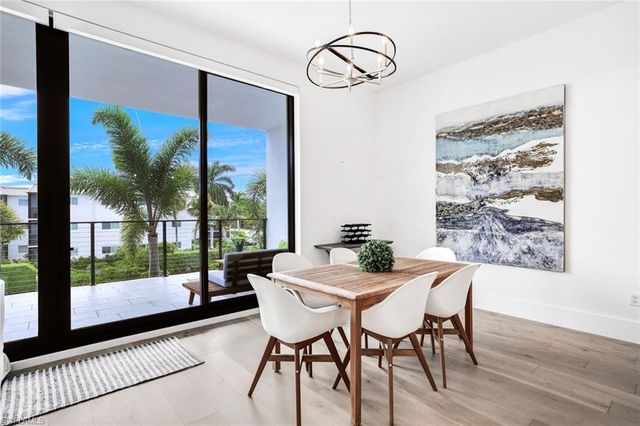 850 Central AVE 207, Naples, FL 34102