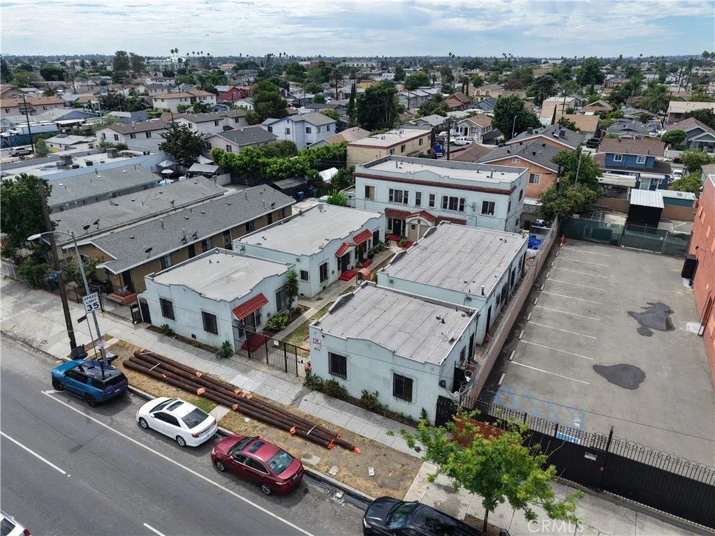 6325 S Figueroa Street, Los Angeles, CA 90003