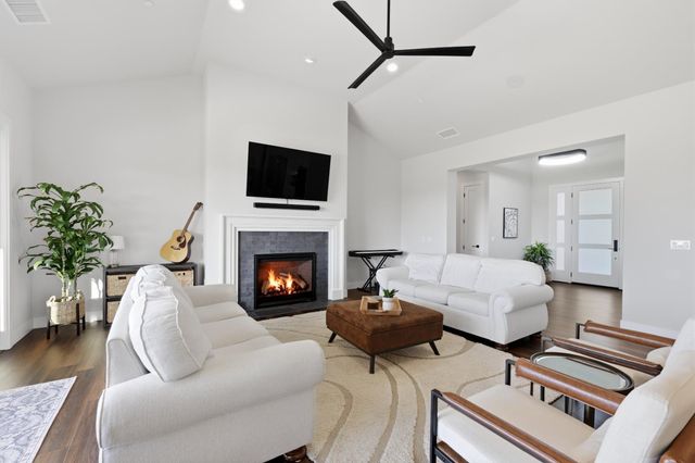 3000 Parella Ct, West Sacramento, CA 95691