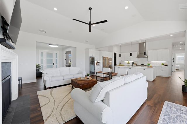 3000 Parella Ct, West Sacramento, CA 95691