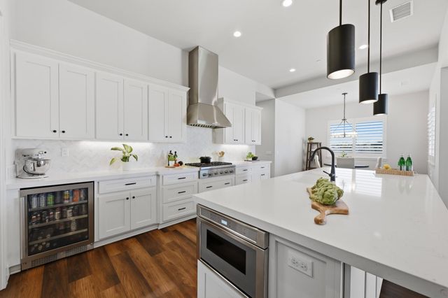 3000 Parella Ct, West Sacramento, CA 95691