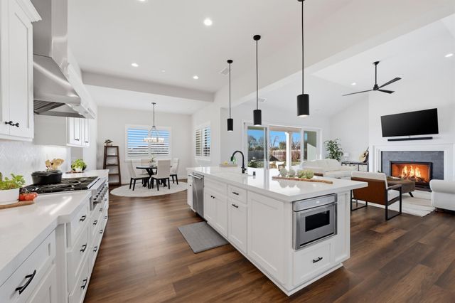 3000 Parella Ct, West Sacramento, CA 95691