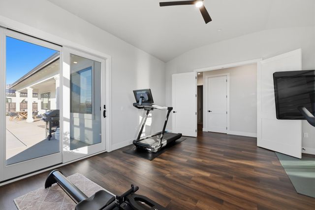 3000 Parella Ct, West Sacramento, CA 95691