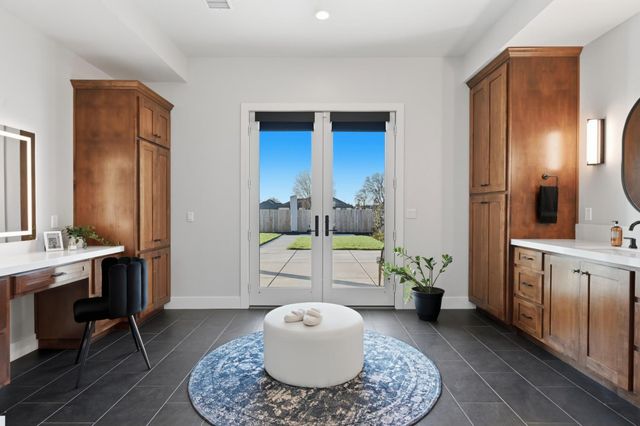 3000 Parella Ct, West Sacramento, CA 95691