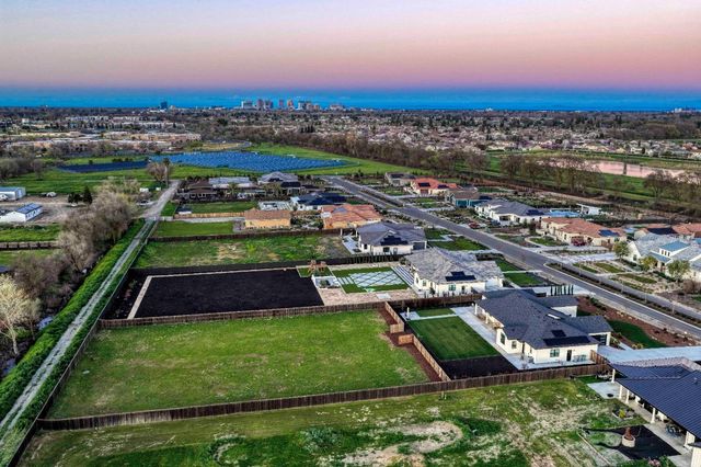 3000 Parella Ct, West Sacramento, CA 95691