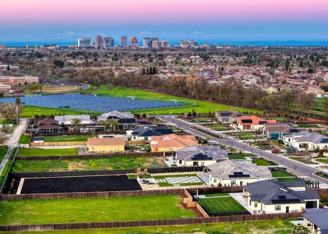 3000 Parella Ct, West Sacramento, CA 95691