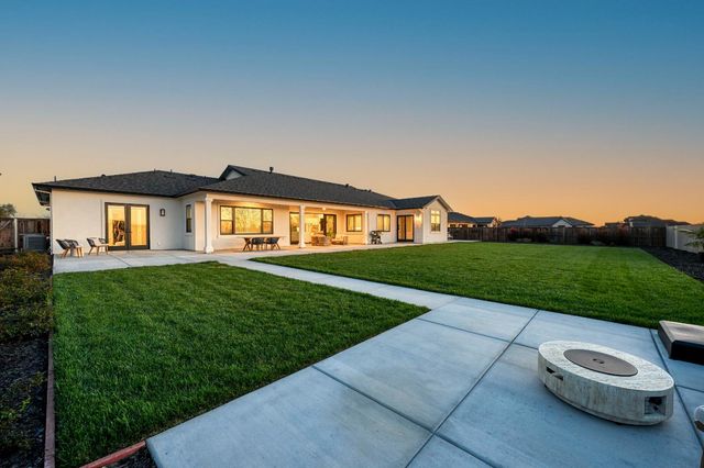 3000 Parella Ct, West Sacramento, CA 95691