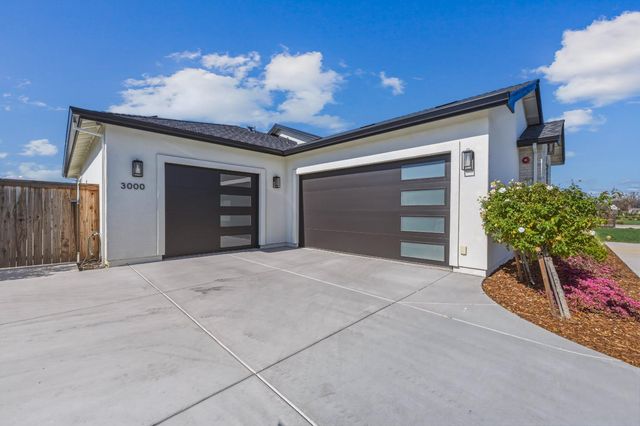 3000 Parella Ct, West Sacramento, CA 95691