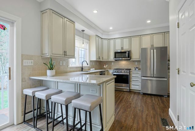 19 Cross Street, Greenwich, CT 06831