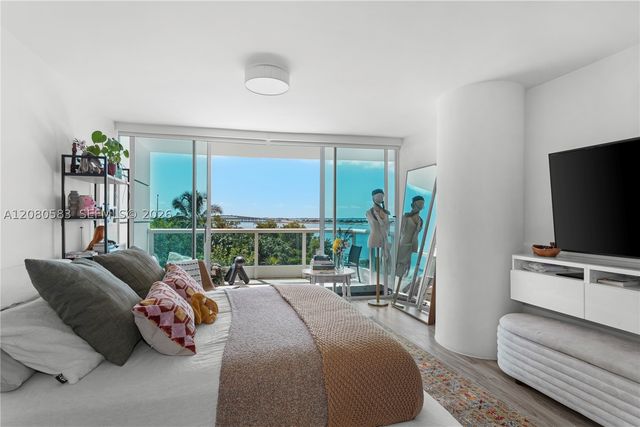 2127 Brickell Ave 503, Miami, FL 33129