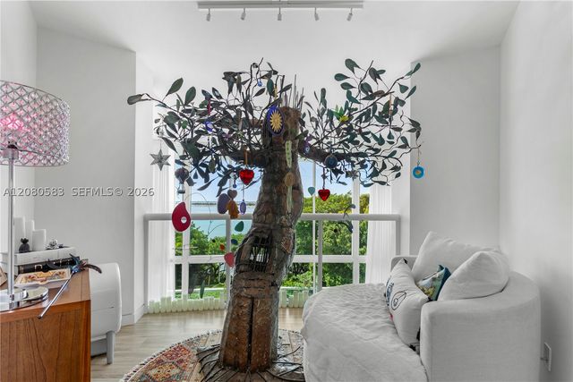 2127 Brickell Ave 503, Miami, FL 33129