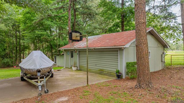 501 Lee Road, Kilgore, TX 75662