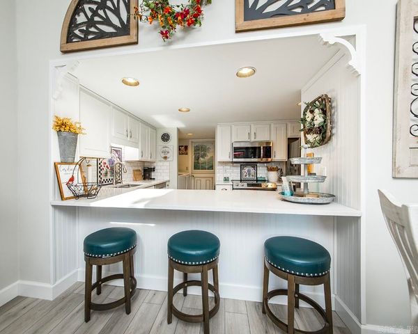 601 Woodlawn Dr Apt 28, Fairfield Bay, AR 72088