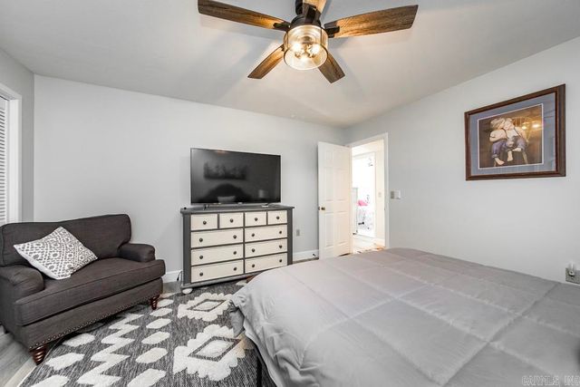 601 Woodlawn Dr Apt 28, Fairfield Bay, AR 72088