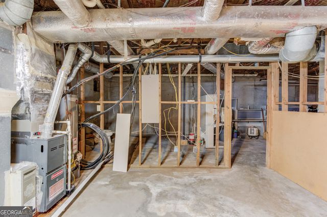 3346 Hidden Forest Drive, Snellville, GA 30078