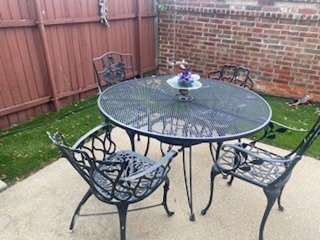 3167 Royal Lane, Dallas, TX 75229