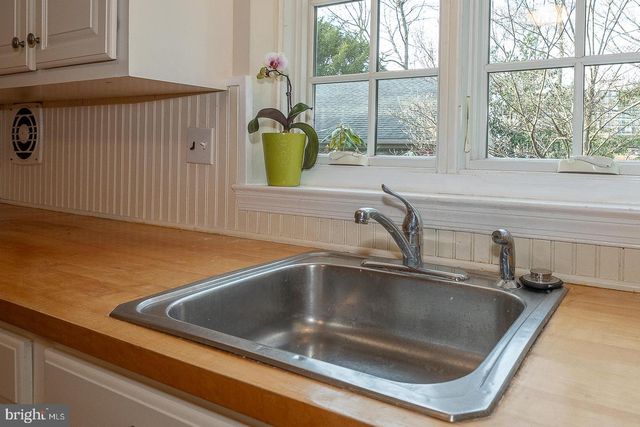 256 HATHAWAY LN, Wynnewood, PA 19096