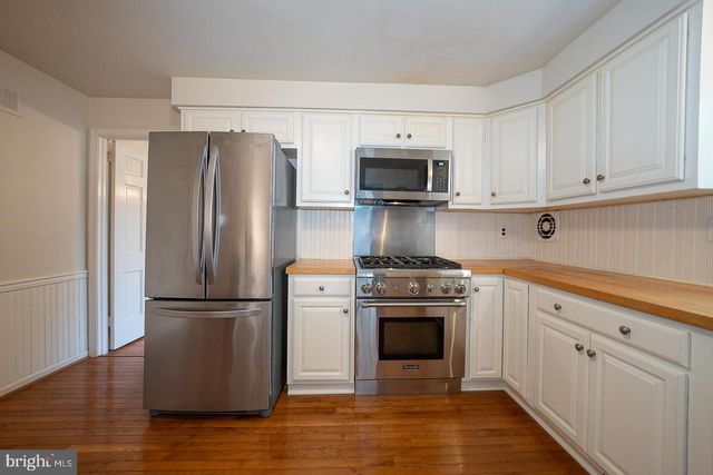 256 HATHAWAY LN, Wynnewood, PA 19096