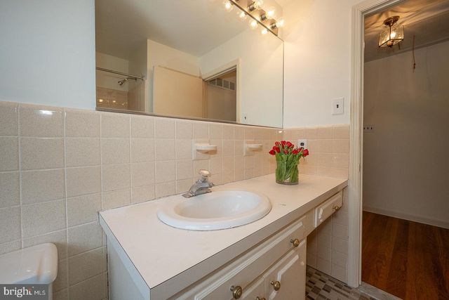 256 HATHAWAY LN, Wynnewood, PA 19096