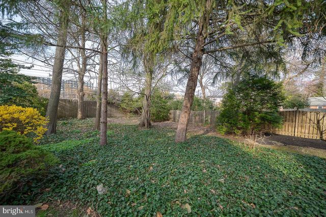 256 HATHAWAY LN, Wynnewood, PA 19096