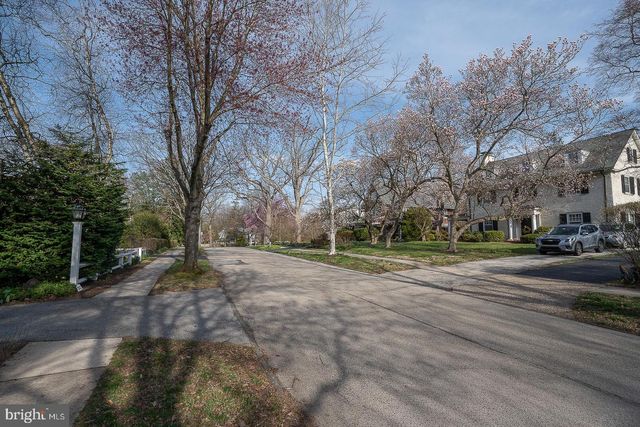 256 HATHAWAY LN, Wynnewood, PA 19096