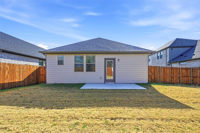 804 Pine Beach Drive, Princeton, TX 75071