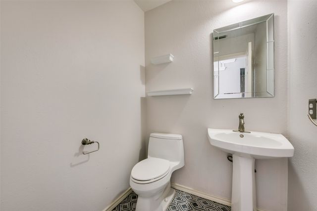 2007 Firewater Place, Lewisville, TX 75067