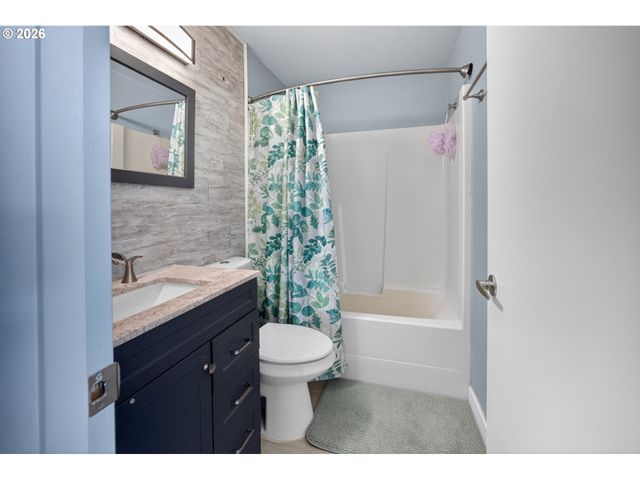 11720 Ne 32ND St, Vancouver, WA 98682