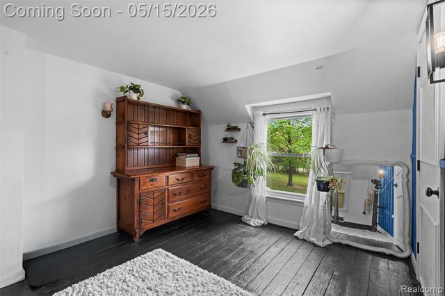 2472 Tackles Drive, White Lake, MI 48386
