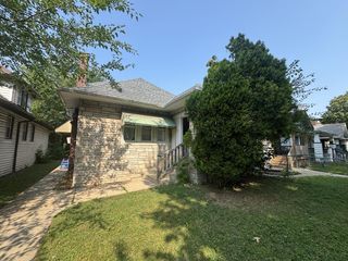 2963 N 36th STREET, Milwaukee, WI 53210