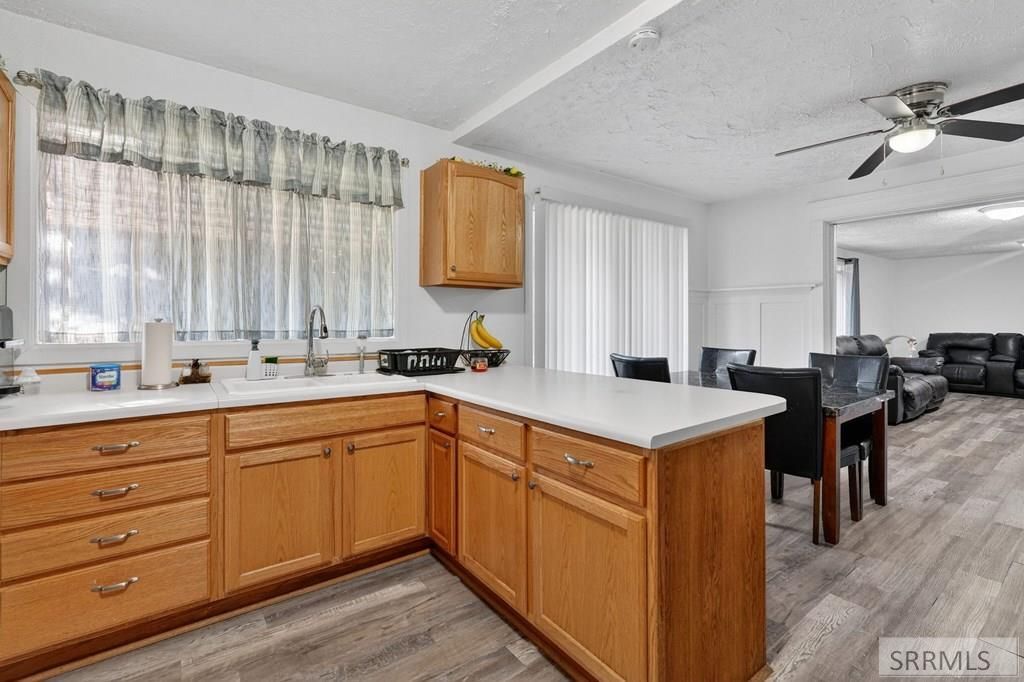 Image 16 of property listing at 1002 E Street, Rupert, ID 83350