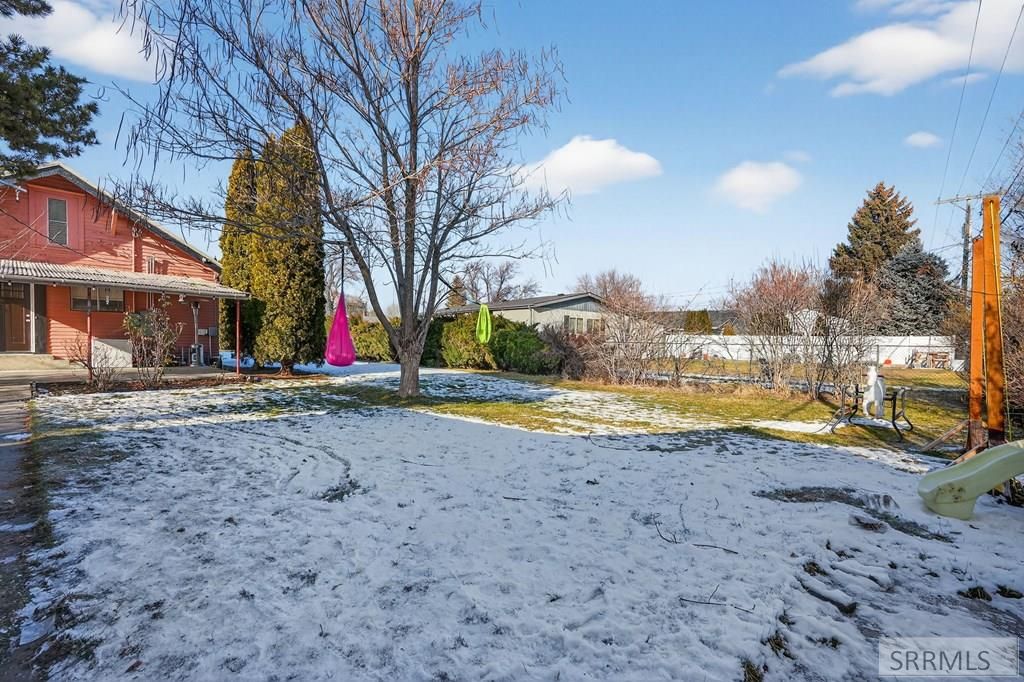 Image 28 of property listing at 1002 E Street, Rupert, ID 83350