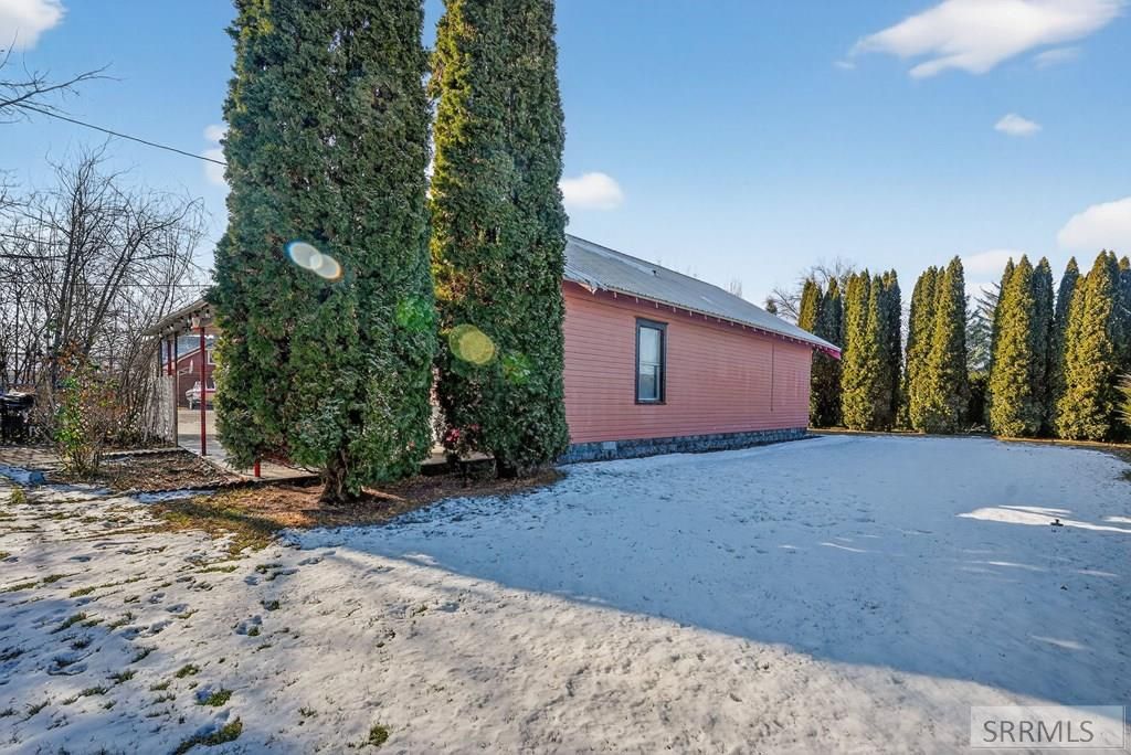 Image 30 of property listing at 1002 E Street, Rupert, ID 83350