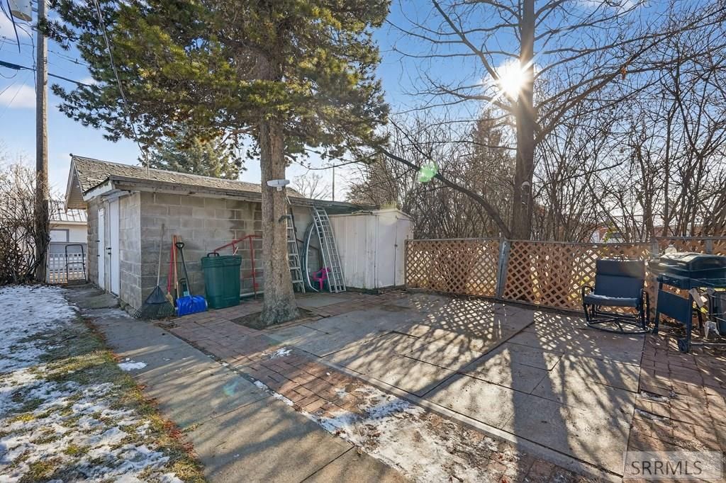 Image 32 of property listing at 1002 E Street, Rupert, ID 83350