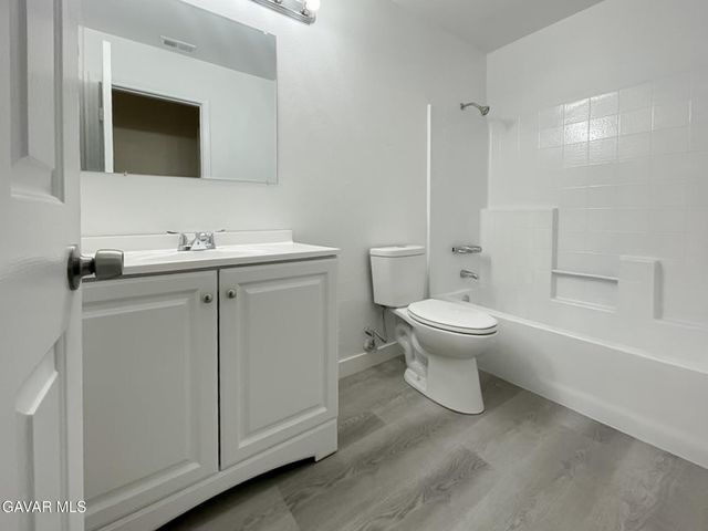 1768 E Mesa Drive, Lancaster, CA 93535