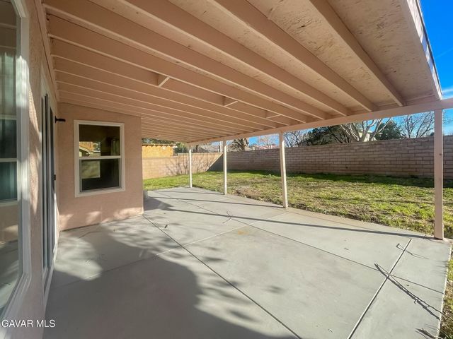 1768 E Mesa Drive, Lancaster, CA 93535