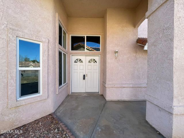 1768 E Mesa Drive, Lancaster, CA 93535