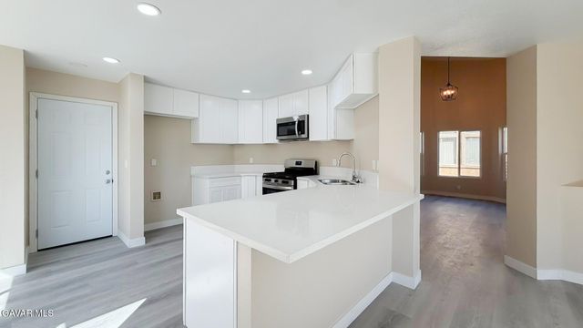 1768 E Mesa Drive, Lancaster, CA 93535