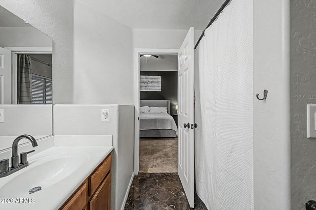 23528 N EL FRIO Court, Sun City, AZ 85373