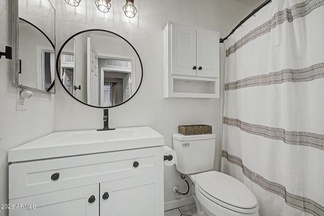 23528 N EL FRIO Court, Sun City, AZ 85373