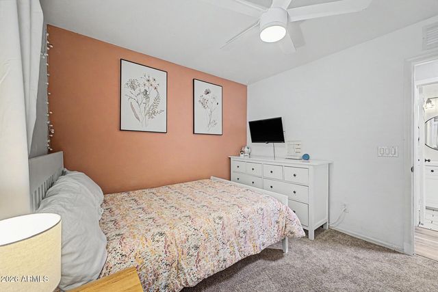 23528 N EL FRIO Court, Sun City, AZ 85373