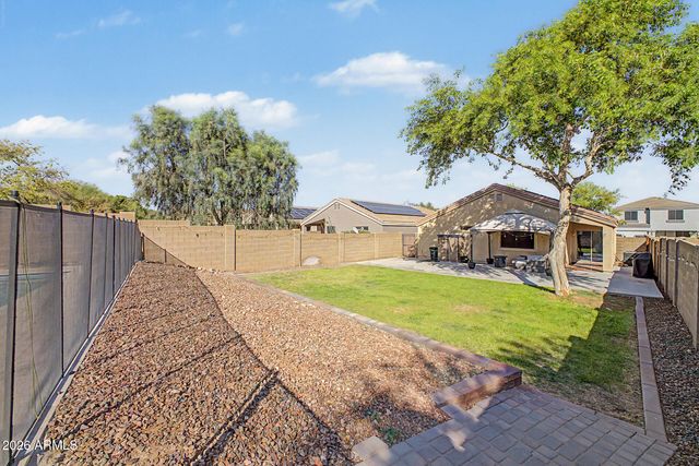 23528 N EL FRIO Court, Sun City, AZ 85373