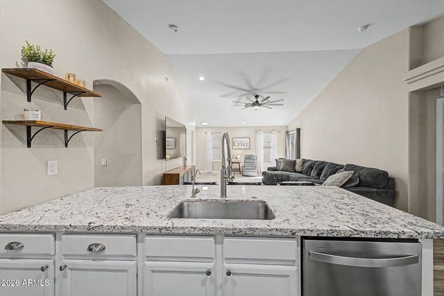 23528 N EL FRIO Court, Sun City, AZ 85373