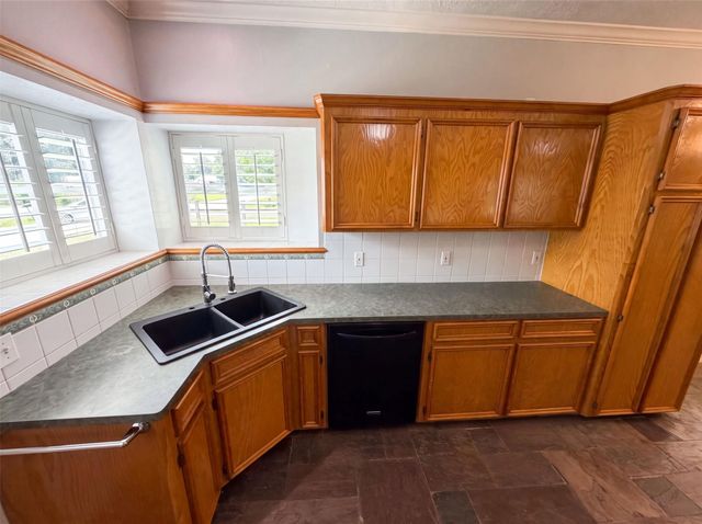 7934 Round Rock Drive, Houston, TX 77049