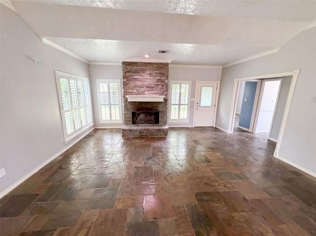 7934 Round Rock Drive, Houston, TX 77049