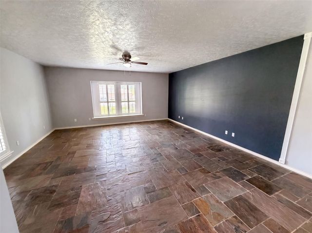 7934 Round Rock Drive, Houston, TX 77049